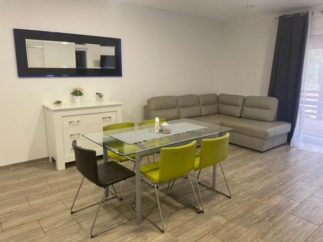 Yacht Club Apartamenty Radzyń Dış mekan fotoğraf
